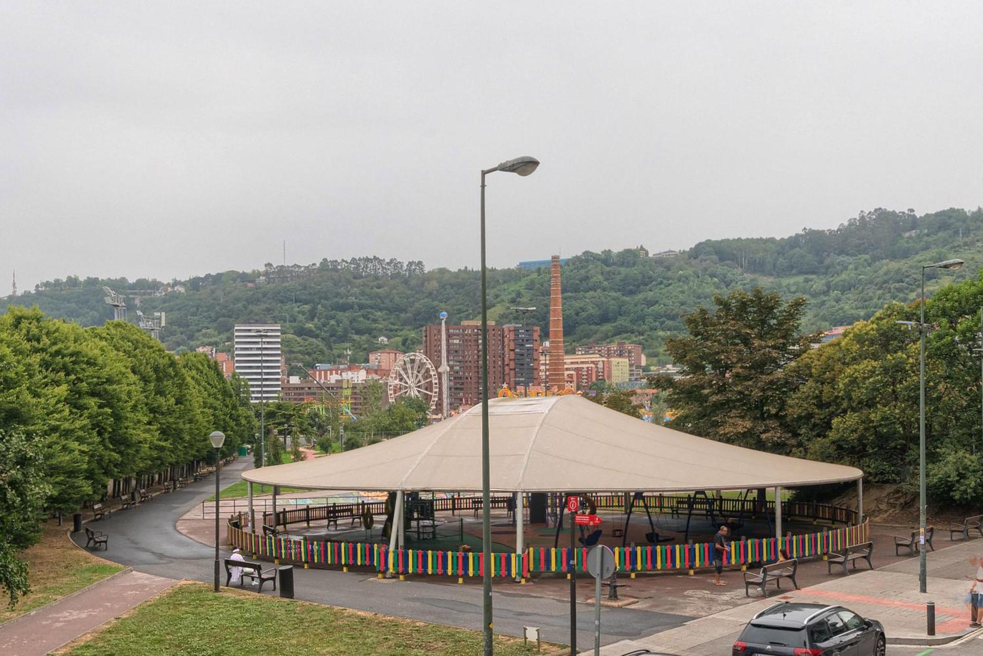 Vivienda Turistica Centrica Y Con Estilo En El Encantador Barrio La Cruz Bilbao Exterior foto